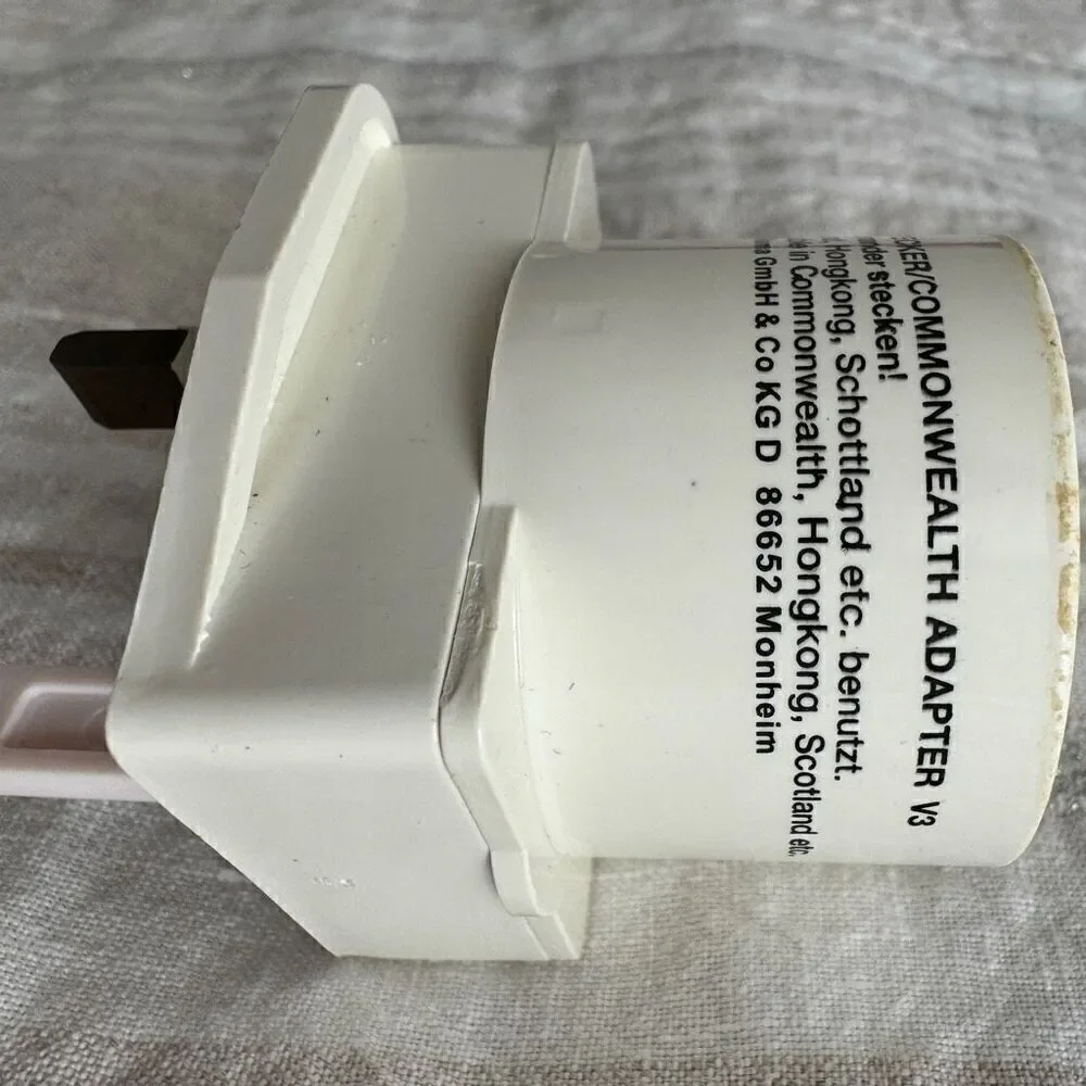 Travel Adapter Plug for Commonwealth - White